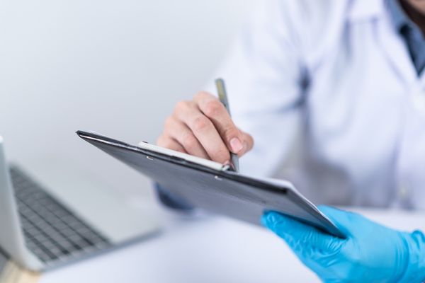Jak usprawnić pracę rejestracji w placówce medycznej?